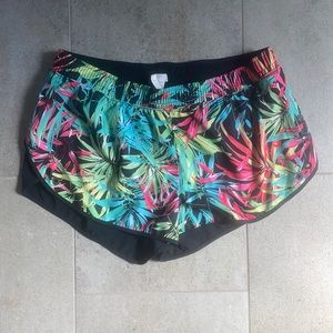 Fabletics shorts size M